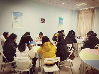 校心理健康教育中心召開疫情防控期間心理健康工作會(huì)議